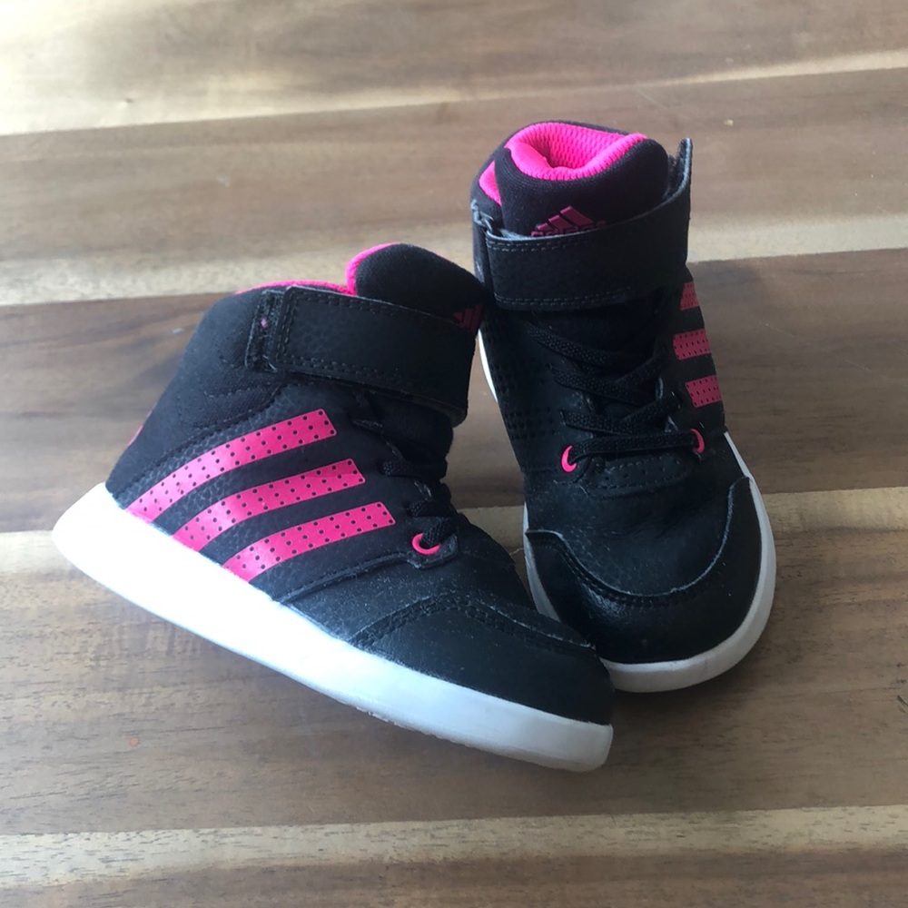Adidas toddler 7k pink & black high top sneakers